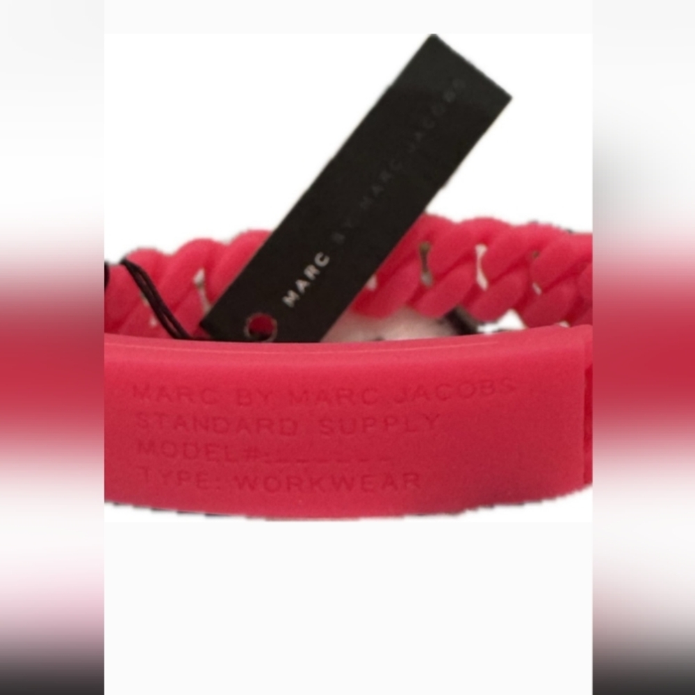 Marc By Marc Jacobs Stretchy Bold Pink Chain Bracelet NWT - Picture 2 of 3